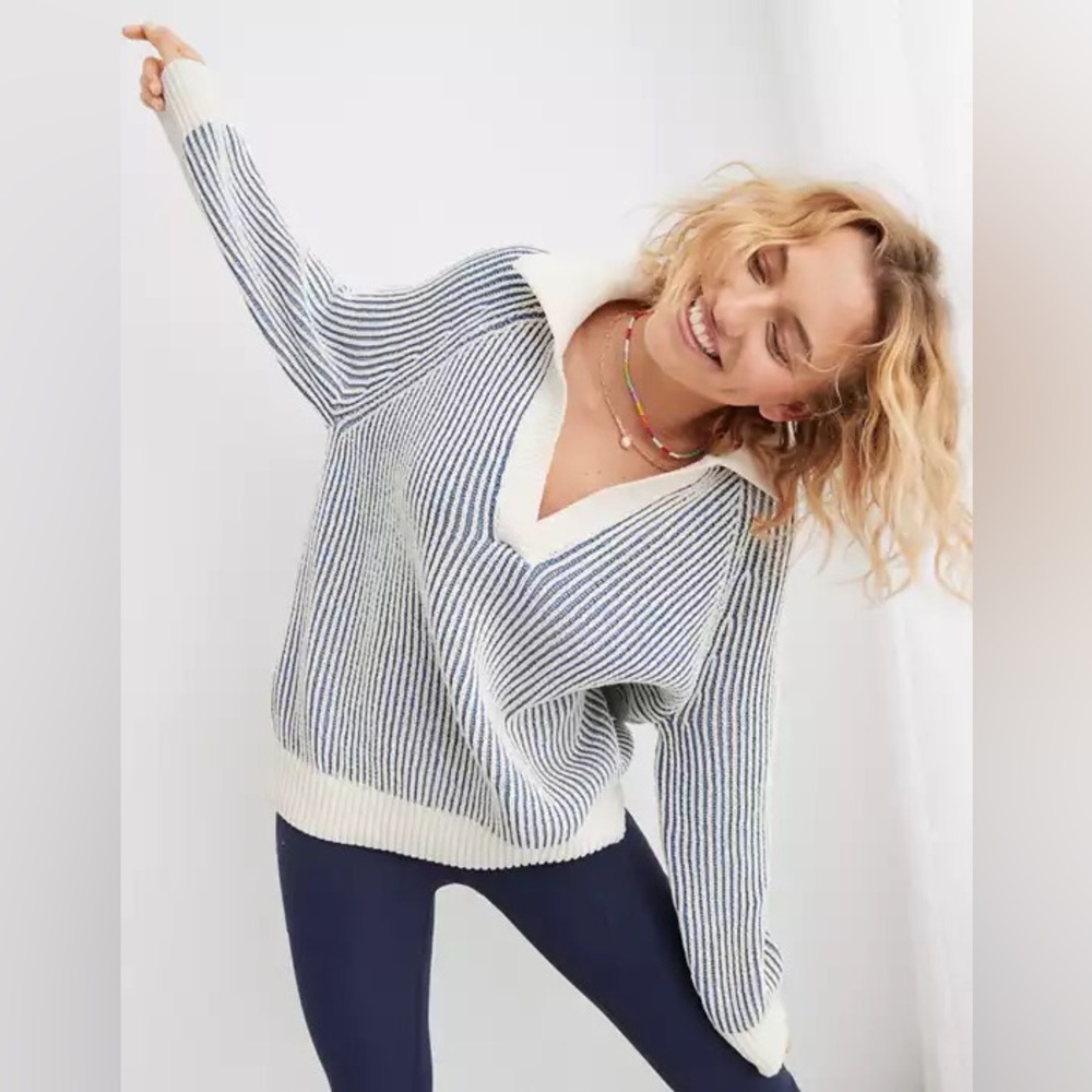 **ISO** Aerie Sugar Rush Chenille Sweater in Mild Blue Size XS
